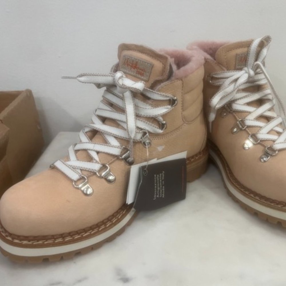 NWT Blush Pink Montelliana Shearling Boots, size 39